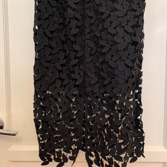 Bardot Gemma Halter Dress - Picture 6 of 9